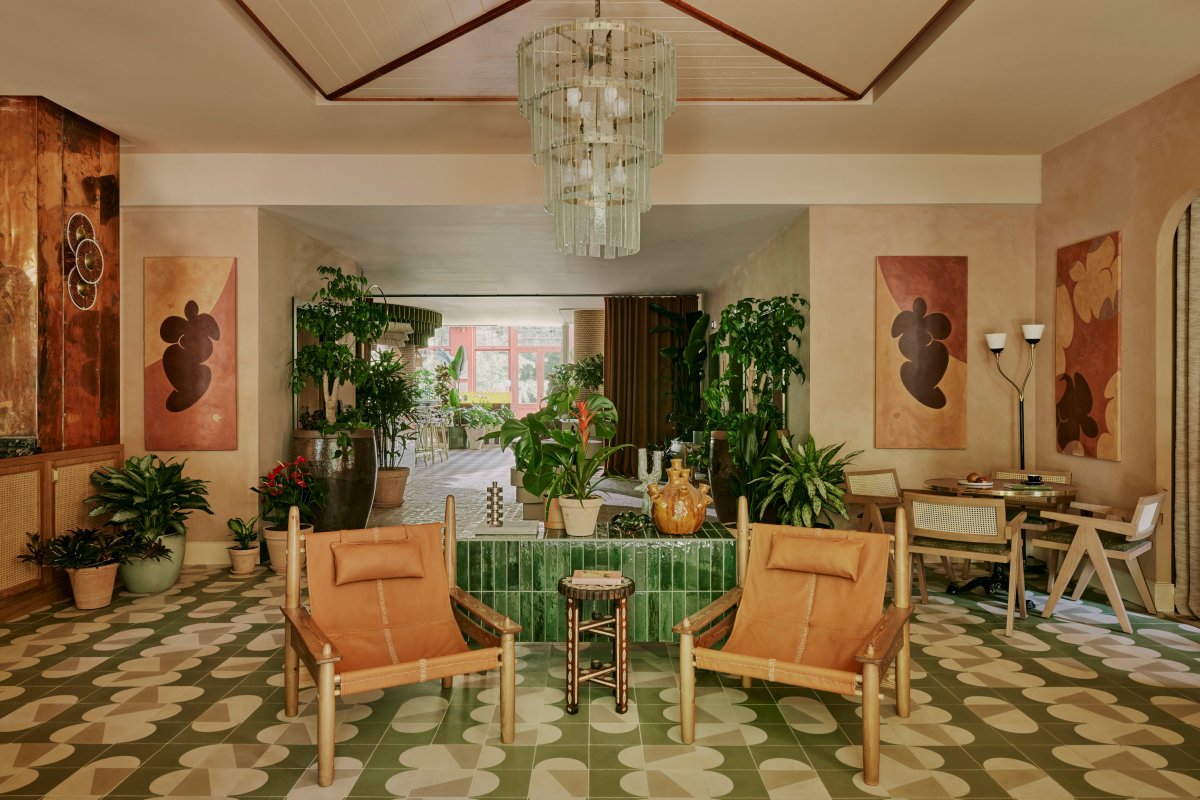 YinjiSpace Atelier Ochre x House of Dré x Ember Locke